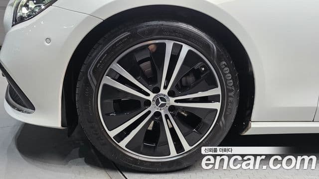 Mercedes-Benz E-класс W213 Avantgarde, 2022 все фото