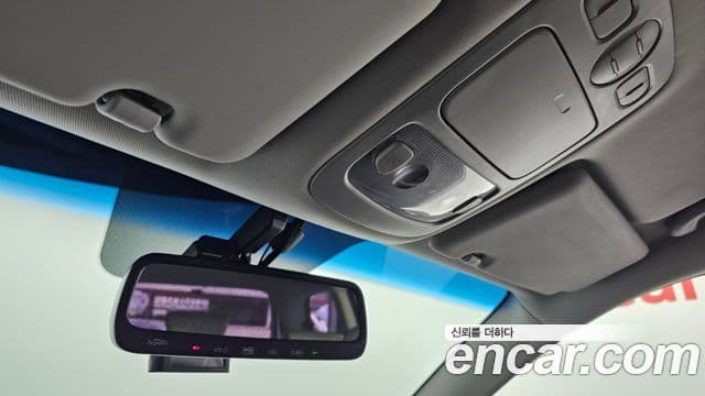 Kia Carnival R топовая версия, 2013 17