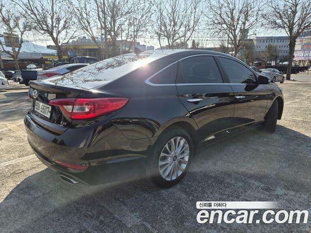Hyundai LF Sonata Special, 2015 6