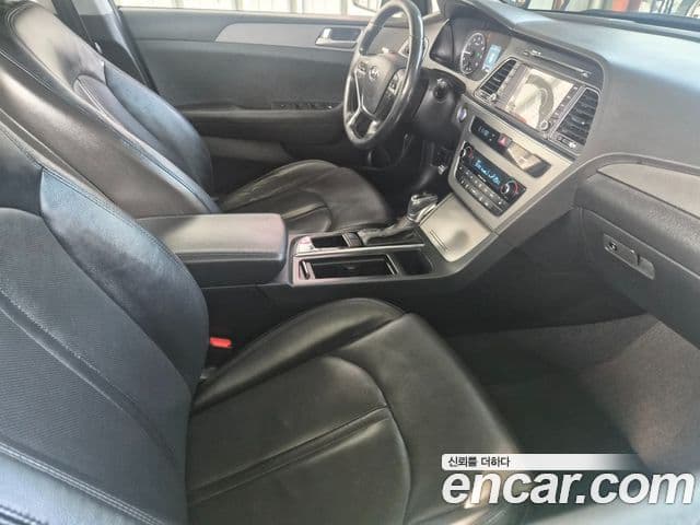 Hyundai LF Sonata Special, 2015 17