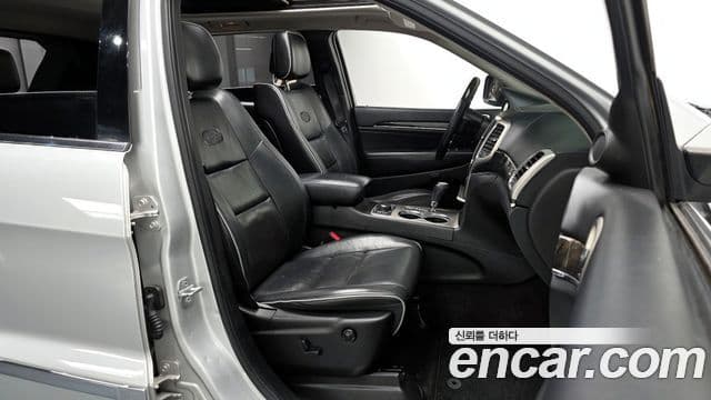 Jeep Grand Cherokee WK2, 2012 11