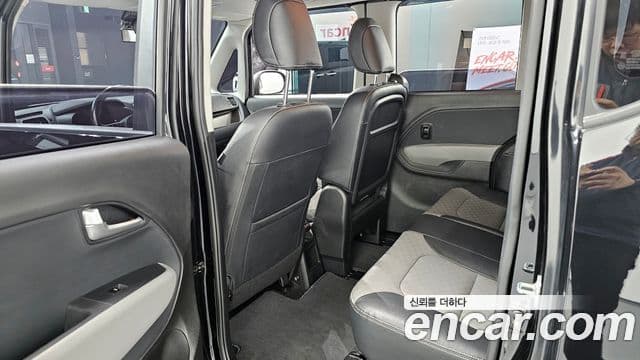 Kia The / новый New Ray Signature, 2021 12