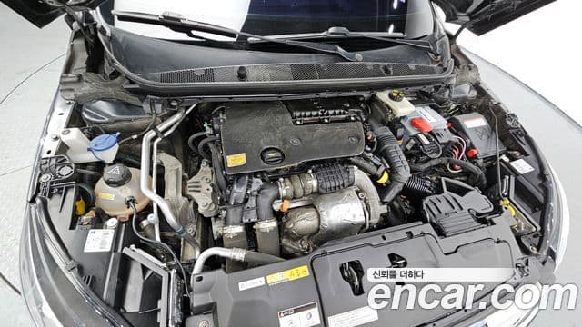 Peugeot 308 2세대 1.6 BlueHDi GT Line, 2017 6