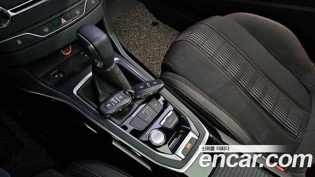 Peugeot 308 2세대 1.6 BlueHDi GT Line, 2017 9
