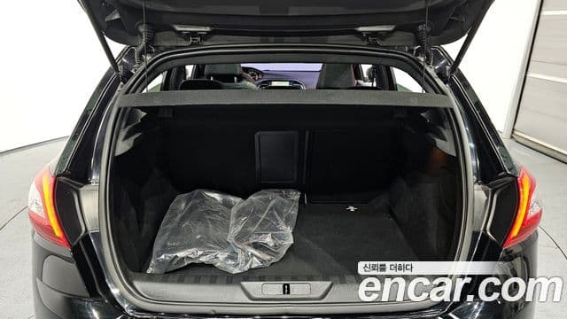 Peugeot 308 2세대 1.6 BlueHDi GT Line, 2017 20