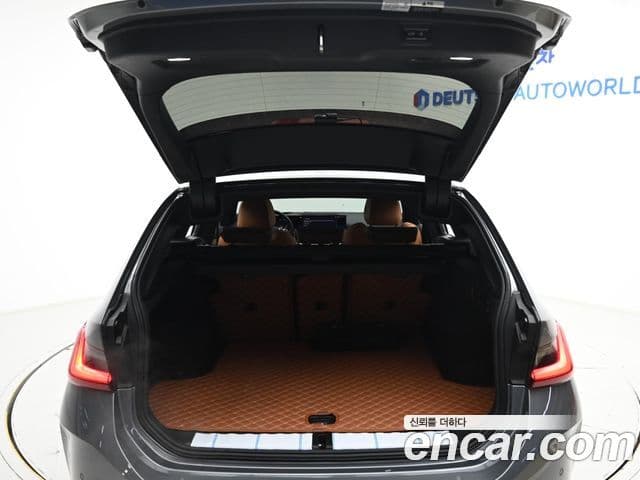 BMW 3시리즈 (G20) 320i Туринг (Touring), 2024 20