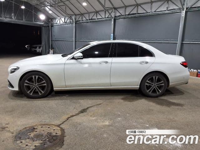 Mercedes-Benz E-класс W213 Avantgarde, 2023 3