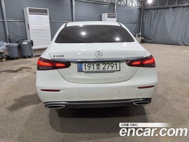 Mercedes-Benz E-класс W213 Avantgarde, 2023 все фото