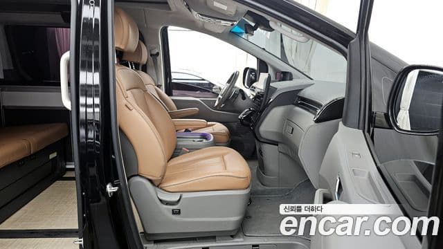Hyundai Staria Prestige Camper 4인승, 2023 11