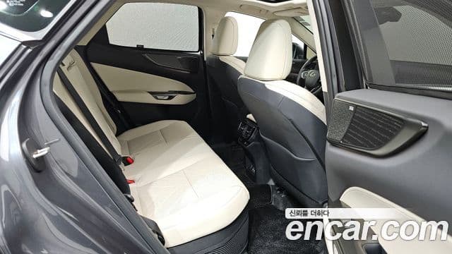 Lexus NX350h 2세대 Luxury, 2025 12