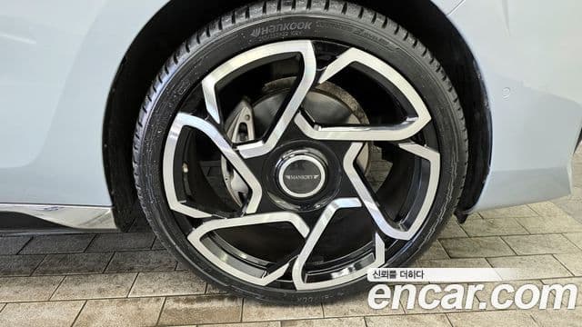 BMW 7시리즈 (G70) 740d xDrive M Sport, 2024 все фото