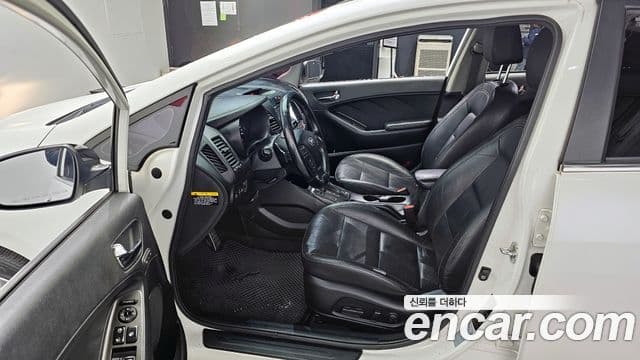 Kia K3 Noblesse, 2015 10