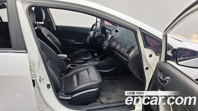 Kia K3 Noblesse, 2015 11