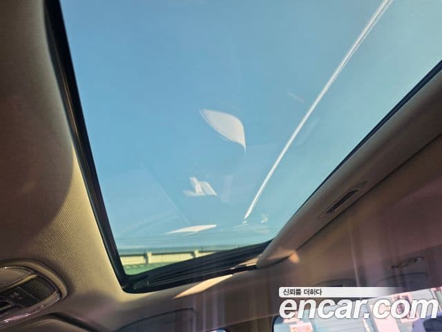 Kia All New Carnival Luxury, 2016 17