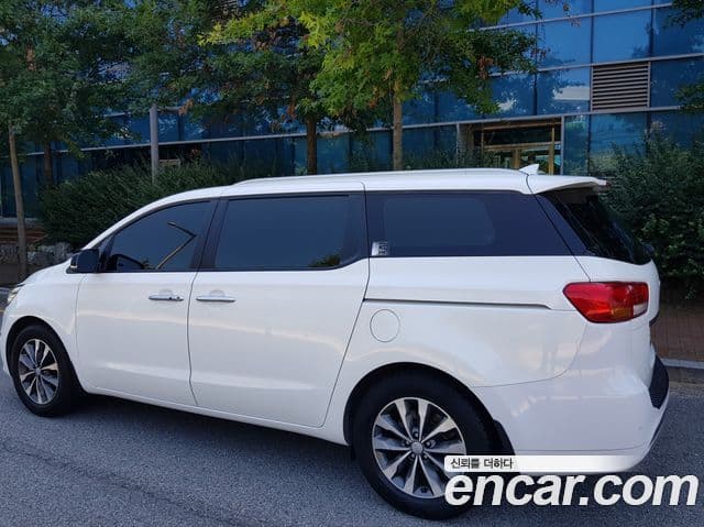Kia All New Carnival Luxury, 2017 7