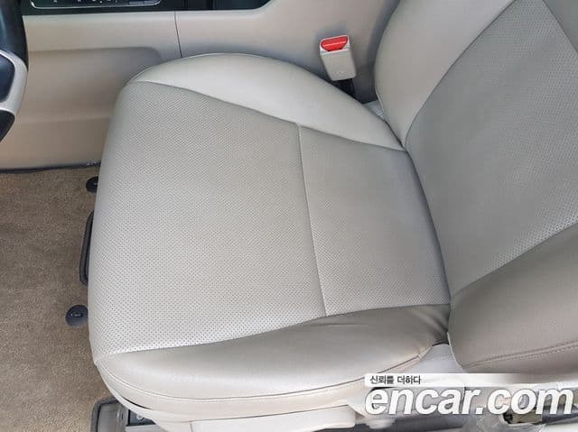 Kia All New Carnival Luxury, 2017 12