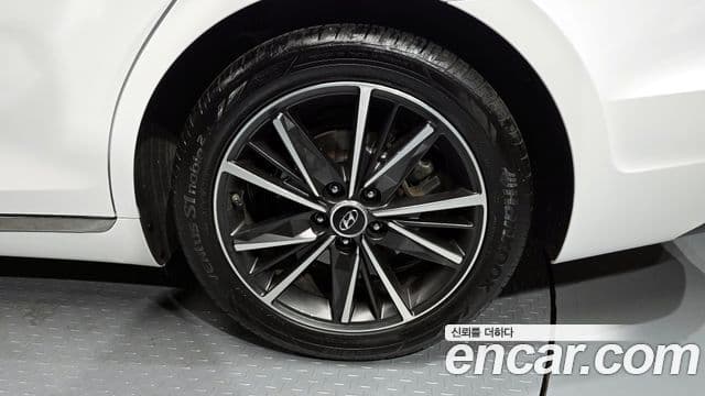 Hyundai The / новый New Grandeur IG Le Blanc, 2022 все фото