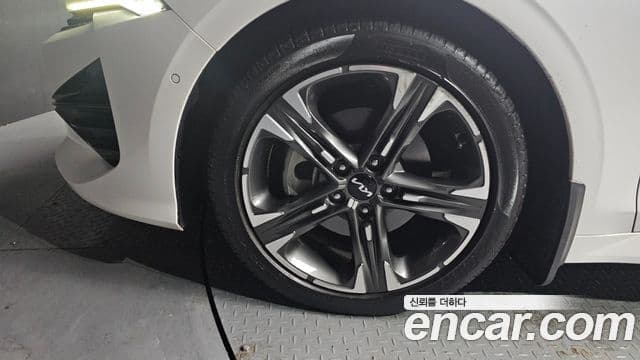 Kia K5 3세대 Signature, 2023 все фото