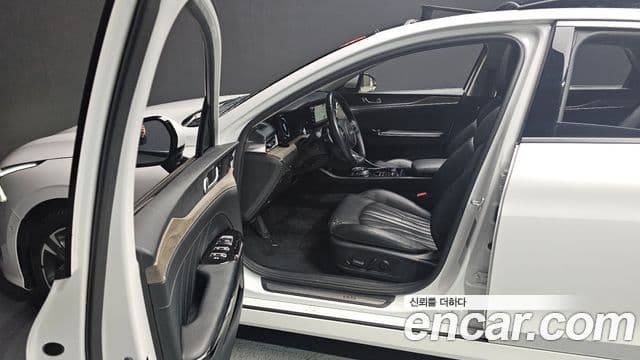 Kia K5 3세대 Signature, 2023 10