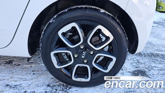 Kia The / новый New Ray Luxury, 2019 все фото