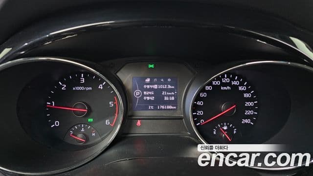 Kia All New Carnival Prestige, 2017 8