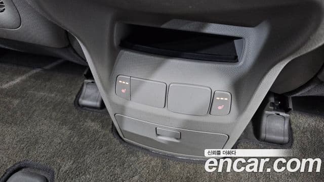 Kia All New Carnival Prestige, 2017 18