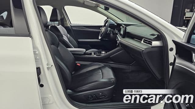 Kia K5 3세대 Prestige, 2023 10