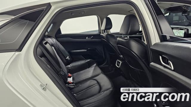 Kia K5 3세대 Prestige, 2023 12