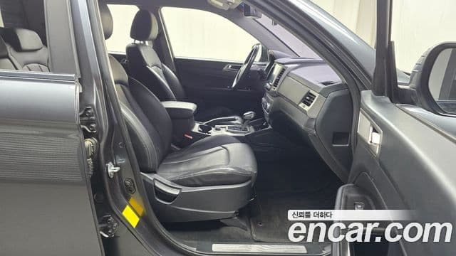KG모빌리티(SsangYong) Rexton Sport Adventure, 2019 11