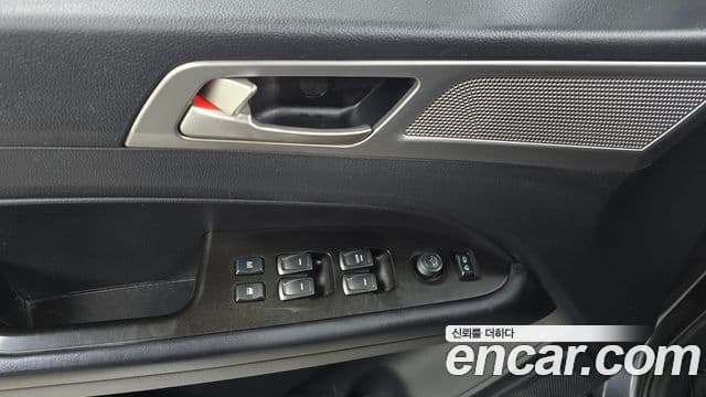 KG모빌리티(SsangYong) Rexton Sport Adventure, 2019 17