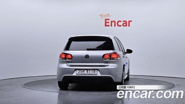 Volkswagen Гольф 6세대 1.6 TDI BlueMotion Style Edition, 2013 4