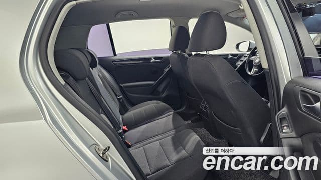 Volkswagen Гольф 6세대 1.6 TDI BlueMotion Style Edition, 2013 12