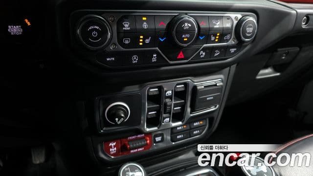 Jeep Wrangler (JL) 2.0 Rubicon Power top 4도어, 2020 17