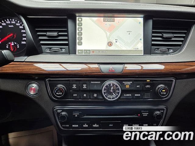 Kia All New K7 Prestige, 2016 13