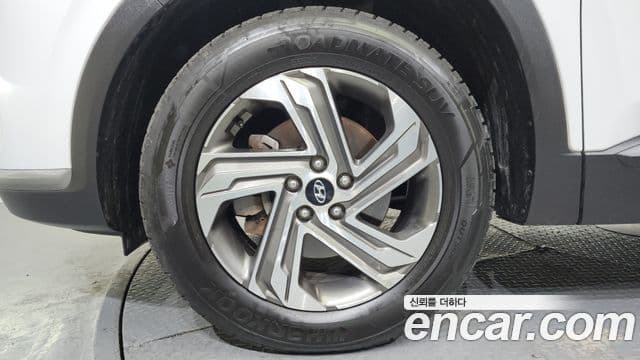 Hyundai The / новый New Santa Fe Prestige, 2021 все фото