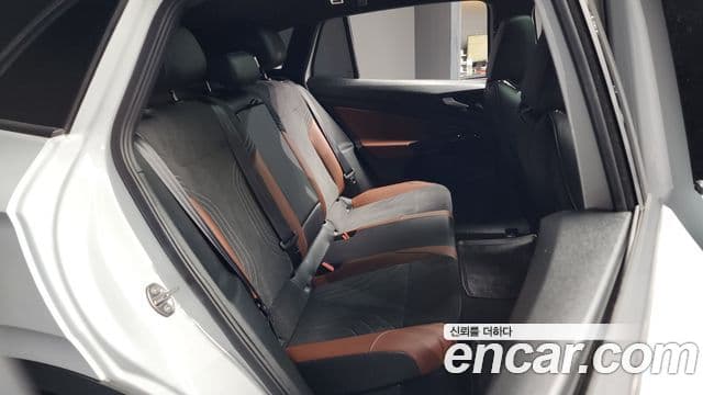 Volkswagen ID.4 Pro, 2023 12