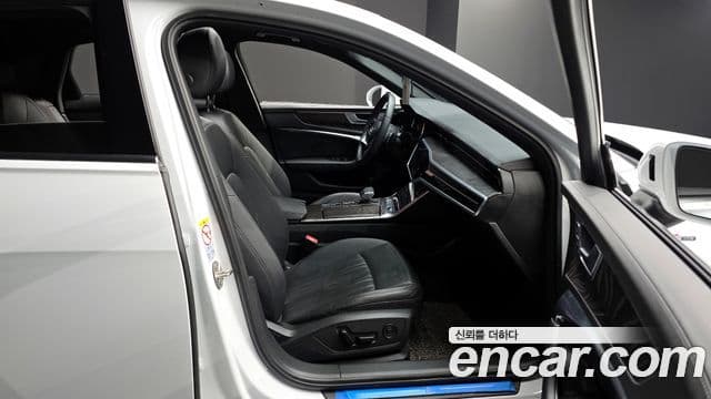 Audi A6 (C8) Premium, 2023 10