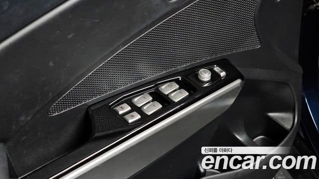 KG모빌리티(SsangYong) Tivoli топовая версия, 2016 18