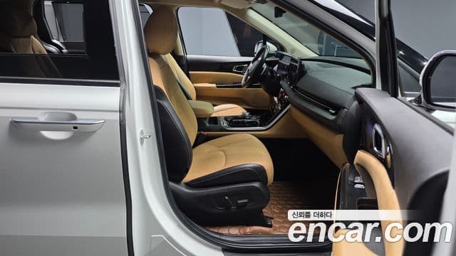 Kia Carnival 4세대 Signature, 2023 11