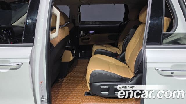 Kia Carnival 4세대 Signature, 2023 12