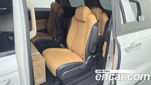 Kia Carnival 4세대 Signature, 2021 11