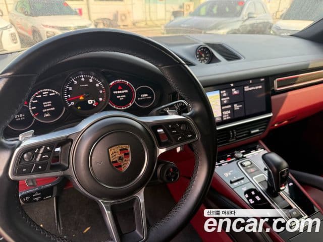 Porsche Cayenne (PO536), 2019 10