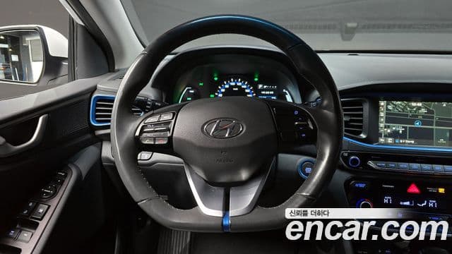 Hyundai Ioniq гибрид Plus, 2016 13