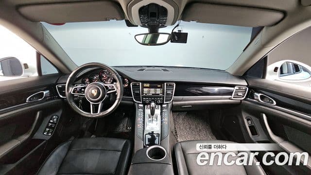 Porsche Panamera 970, 2015 7