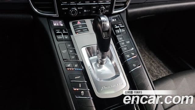 Porsche Panamera 970, 2015 9