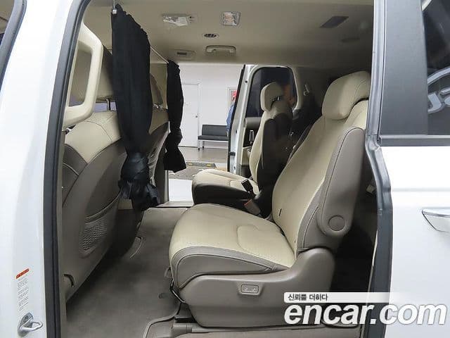 Kia Carnival 4세대 Prestige, 2023 10