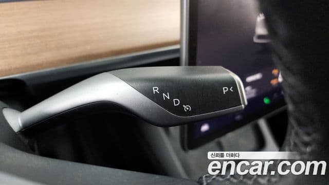 Tesla модель Y, 2024 9