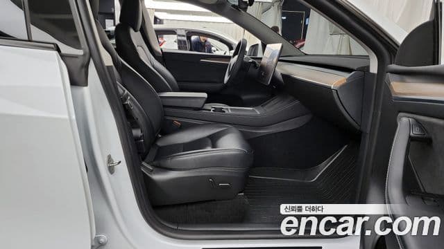 Tesla модель Y, 2024 11