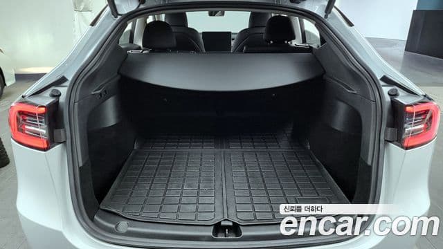 Tesla модель Y, 2024 20