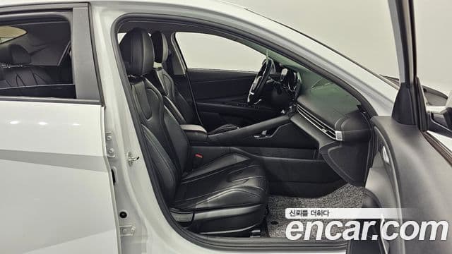 Hyundai Avante (CN7) Modern, 2021 10